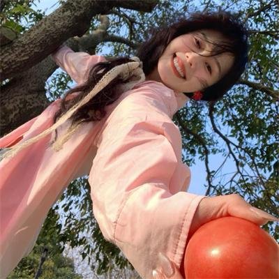报纸头版海报